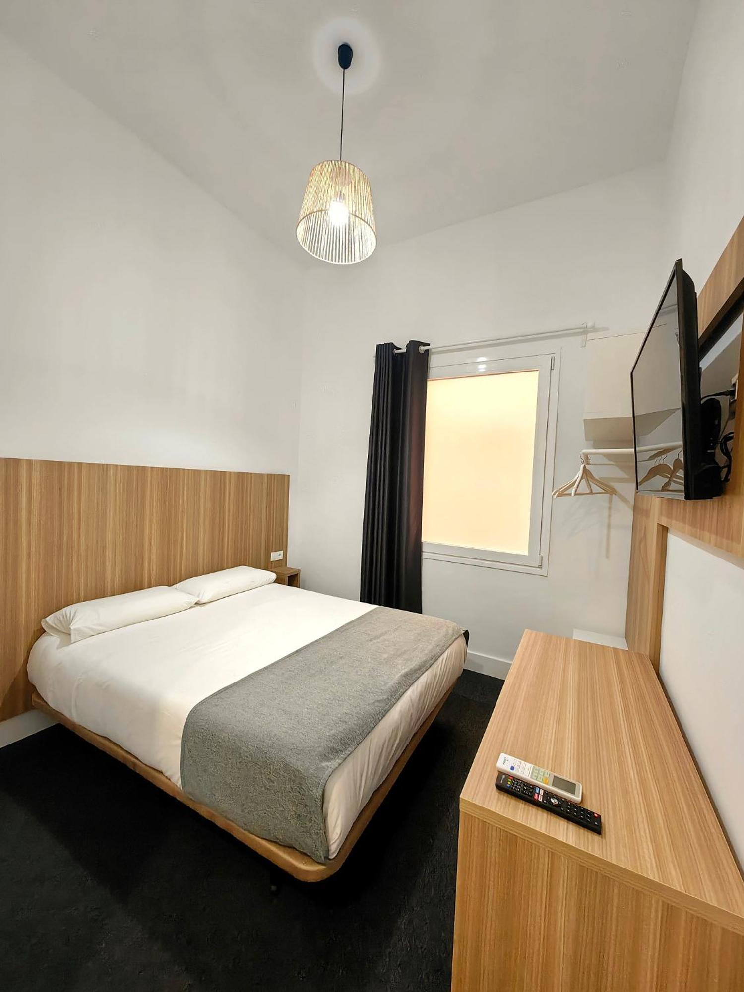 Hostel Siesta & Go Madrid Esterno foto